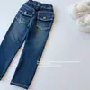 Estilo Milenial ~ Jeans de Terciopelo Retro para Niñas Otoño e Invierno 2025 Nuevo Estilo Estilo Coreano Pantalones de Pie Pequeño para Niños Pequeños y Medianos