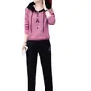 Sudadera con capucha y cordón de bloques de color para otoño e invierno, estampado de letras, manga larga y conjunto casual de dos piezas para mujer, pantalón ajustado