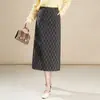 Falda de cuadros con cintura elástica y abertura para mujer, nuevo estilo otoño 2026, corte ajustado, moderna, elegante, de corte recto, que se ajusta a la cadera