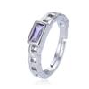 Anillo de circonita cuadrada con diseño ajustable y apertura para mujer, de estilo europeo y americano, con un nicho simple y sinuoso.