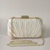 Venta Caliente Transfronteriza Bolso de Mano Plegado de Seda Artificial Bolso de Noche Bolso para Vestido de Banquete de Bodas Bolso Cruzado con Cadena Bolso para Vestir de Noche