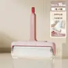 Rolo tira-pelos destacável para remover poeira e pelos de camas, um rolo tira-pelos com escova de feltro, um removedor de fiapos e pelos, um rolo de papel adesivo para grudar nas roupas