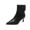 Botas de Cano Curto Femininas Bico Fino Stiletto Estilo Francês 2026 Novas Botas Versáteis Estilo Britânico Emagrecedoras para Saias Elegantes da Moda