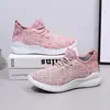 Zapatos de Mujer Coconut 2026 Verano Nuevos Transpirables de Malla Deportivos de Moda Versátiles Versión Coreana Flyknit para Correr Sneakers de Papá