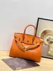 Bolso Grande de Cocodrilo de Gama Alta para Mujer 2026 Nuevo Bolso Cruzado Versátil de Moda Bolso de Mano Bolso Platino