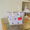 Bolso tote de mano ligero, versátil y sencillo, de gran capacidad, con bordado de poni a rayas, moda de verano 2026