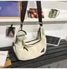 Bolso Cruzado de Pareja Casual Gran Capacidad Bolso de Bollo Moderno Versátil Bolso de Hombro para el Trabajo Estilo Perezoso Deportivo Bolso de Nicho