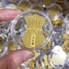 9992Mg El Dinero Importa Más Gato de la Fortuna Dios de la Riqueza Pegatina Dorada para Teléfono Soporta Venta al por Mayor y Personalización de Mercancía de Celebridades