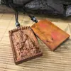 Colgante de Madera de Azufaifo Golpeada por Rayos Naturales Longhushan - Guan Gong, Dios de la Riqueza, Guan Er Ye - Exquisito Tallado en Relieve