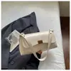 2026 Nova Moda Retrô Bolsa de Ombro Único para Axila Versátil Bolsa Transversal Atacado Transfronteiriço Bolsas de Nicho de Alta Qualidade para Mulheres