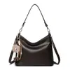 Bolsas Femininas Retro de Luxo 2026 Nova Bolsa de Ombro Único Moda Versátil para o Dia a Dia Bolsa de Braço Simples Leve Bolsa Transversal Tendência