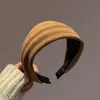 Faixa de Cabeça Retro de Aba Larga Nova Outono e Inverno 2025 Nova Presilha de Cabelo Coroa Alta Faixa de Cabeça Antiderrapante para Lavar o Rosto para Cobrir Cabelos Grisalhos Acessório de Cabelo