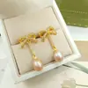 Aretes de Cinta con Lazo y Rosa Blanca, Modernos, Lujo Ligero, Elegantes, Gama Alta, Aretes de Perlas Naturales, Aretes, Broqueles, Aretes para Mujer
