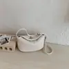 Bolso Femenino de Nicho Nuevo Verano 2026, Color Sólido, Bolso Cruzado de Moda y Elegante, Versión Coreana, Bolso Tejido Tipo Almohada para Viajes