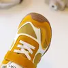 Zapatillas Deportivas para Niñas 2026 Primavera y Otoño Nuevas Anti-Pateo Ligeras para Correr para Niños Mayores, Modernas de Malla Zapatillas de Entrenamiento Alemanas