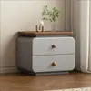 Criado-mudo pequeno de madeira maciça na cor creme, totalmente montado, vintage, simples, moderno, minimalista, para quarto de casa, de chão, com armazenamento