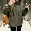 Nuevo abrigo trench de estilo coreano para mujer, chaqueta corta con capucha de moda otoño 2026 para mujer, top casual versátil