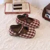 2026 Novos Sapatos Infantis de Tecido Respirável Estilo Coreano com Solado Macio, Xadrez, para Meninas, Baixo, Sapatos de Tecido para Bebê, Novos Sapatos de Tecido de Outono