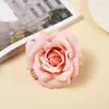 Rosa Vermelha Flor Artificial Cabeças de Flor Mini Cerimônia de Casamento Decoração de Casamento Decoração de Carro de Casamento Flor de Seda Artificial Lapela Fabricante Atacado