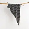 Bufanda de Seda Nueva Colección Primavera y Verano para Mujer, Bufanda Pequeña Profesional para Protección del Cuello, Chal Bufanda Triangular de Seda, Bufanda de Cuello Cortavientos de Gama Alta