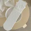 Meias Fina de Malha Branco-Cinza Estilo Coreano com Bordas Franzidas, Laço, Etiqueta de Tecido Listrada, Comprimento no Meio da Panturrilha, Algodão, Sem Costura