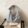 Bolso bandolera de nailon ligero y de gran capacidad estilo japonés simple para mujer, nuevo modelo 2026, adecuado para ir al trabajo, bolso de mano, bolso grande