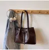 Bolsa Tote Grande e Fashion para Mulheres, Nova Bolsa Simples de Ombro com Temperamento para Trabalho e Deslocamento, Bolsa de Ombro para Comércio Exterior Transfronteiriço