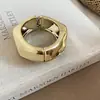 Pulsera redonda abierta de resina de borde ancho europea y americana, inspirada en la dopamina, fresca y versátil, joyería de nicho de alta gama para mujer