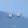 Plata de ley s999 trébol de cuatro hojas de la suerte pequeño fresco diseño simple pendientes de agujero de oreja para mujer con circonita japonesa y coreana una generación de cabello