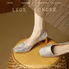 Zapatos de Boda Zapatos de Novia 2026 Primavera y Otoño Nuevos Estilo Socialité Elegante con Punta Cuadrada Francesa Lujo Ligero Nicho Versátil Tacones Altos