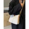 Bolso cubo de gran capacidad para mujer, nuevo modelo 2026, versátil y moderno, bolso bandolera con correa ancha, bolso de hombro