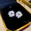 Pendientes Redondos Plegados con Borlas Tachonados de Pedrería Estilo Retro Europeo y Americano, de Moda y Versátiles, con un Toque de Lujo Ligero y de Alta Gama