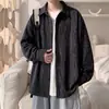 Camisa de hombre de pana a cuadros tie-dye estilo americano, manga larga, marca de tendencia de otoño, corte holgado, chaqueta camisa casual versátil con cuello