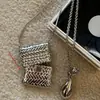 Mercadorias de Uso Pesado! Conjunto Popular de Três Peças: Suéter Longo, Colar com Pingente de Pente, Bolsa Pequena Feminina de Prata, Acessórios para Garrafa de Água