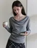 2026 Camiseta de manga larga con hombros descubiertos, inteligentemente diseñada para mujer, absolutamente deslumbrante, dulce y picante, ajustada, informal, capa base 2822