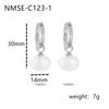 Aretes de Acero Inoxidable de Perla Dorada de Lujo Ligero de Alta Gama Estilo Celebridad de Internet Transfronteriza Moda Nicho Combinable Aretes de Acero de Titanio para Mujer