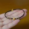 Pulseira Dupla Camada com Contas de Estrela da Sorte Dourada Versátil Tecida à Mão Pulseira de Casal Presente para o Ano do Signo do Melhor Amigo Fio Vermelho
