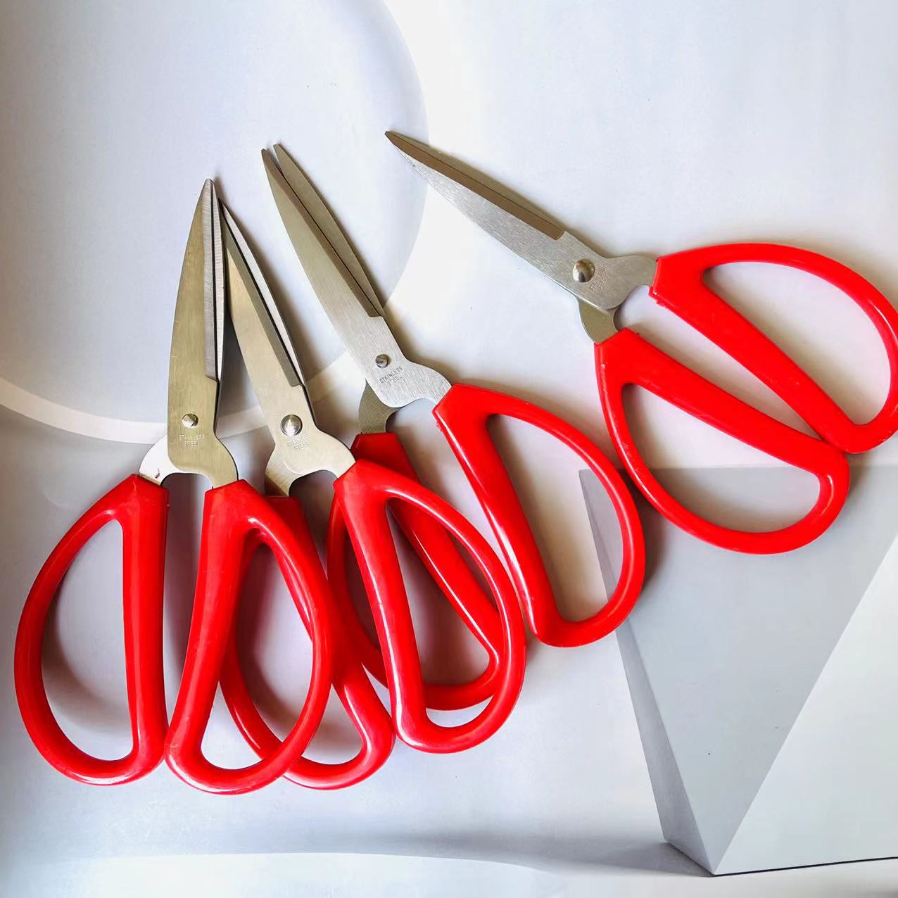 094915256ba9655f85ad8bff85b4e2