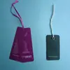 Nossa Fábrica Personaliza Cartolina Branca, Papel Couché e Outras Etiquetas para Roupas, Sapatos e Meias. Etiquetas Personalizadas Podem Ser Adicionadas com Logo, Impressão Colorida, Hot Stamping e Relevo