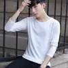 Camiseta Larga Negra de Moda Talla Grande para Hombre Otoño 2026, Versión Lisa, Color Sólido, Cuello en V, Corte Ajustado, Camiseta Base