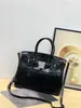 Bolso Grande de Cocodrilo de Gama Alta para Mujer 2026 Nuevo Bolso Cruzado Versátil de Moda Bolso de Mano Bolso Platino