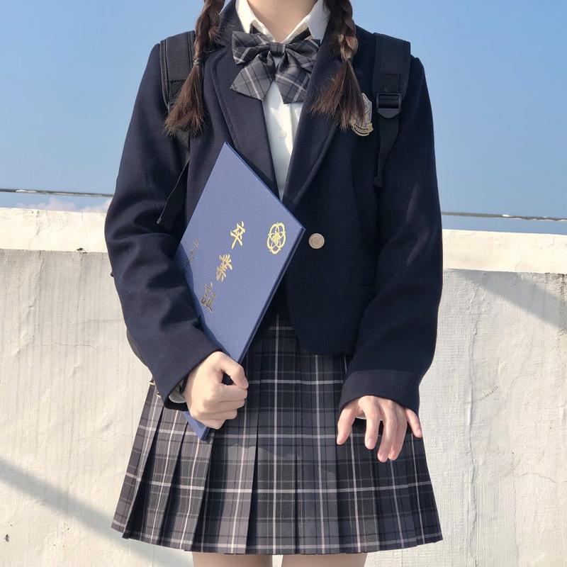 颜色分类图_黑西+领花+烟灰格裙.jpg