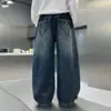 Jeans de pierna ancha curvados de color oscuro para niños con diseño de línea de primavera y otoño, cintura elástica elegante, corte holgado, pantalones largos modernos para niños mayores