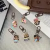 Lindo Llavero de Caricatura de Banda Capibara, Adorable Colgante de Bolsa Pequeña de Cuero con Instrumento Musical, Regalo para Parejas y Mejores Amigos