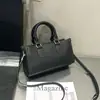 Bolsa Feminina Elegante de Couro Genuíno Mais Vendida Bolsa Tote de Couro Togo de Grão Superior Bolsa Quadrada Versátil Bolsa de Mão para o Trabalho Transfronteiriço Bolsa Transversal