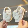 Zapatos para Bebé y Niño Pequeño de Suela Blanda, Primavera y Otoño Antideslizantes y Anti-Pateo Lindos Zapatos para Bebé que Gritan Velcro Bailarinas para Niña Venta al por Mayor