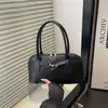 Bolsa de Ombro Estilo Concha Retrô da Moda, Bolsa de Mão para o Dia a Dia, Novo Modelo Feminino Primavera 2026, Bolsa Transversal Simples de Grande Capacidade