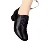 Novos sapatos femininos de couro para mães, modelo 206, sapatos de sola macia para primavera e outono, modernos e versáteis, sapatos femininos de couro macio