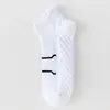 Calcetines de negocios casual hechos a medida de algodón de fibra larga de Xinjiang, resistentes al olor y absorbentes del sudor, de longitud hasta la pantorrilla con diseño de rizo en la planta, aptos para deportes y baloncesto, estilo para hombre
