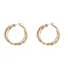Serie de Aretes Recomendada: Pendientes de Diseño Exagerado y Único, Pendientes de Aro Simples y Elegantes, Pendientes Versátiles y Elegantes